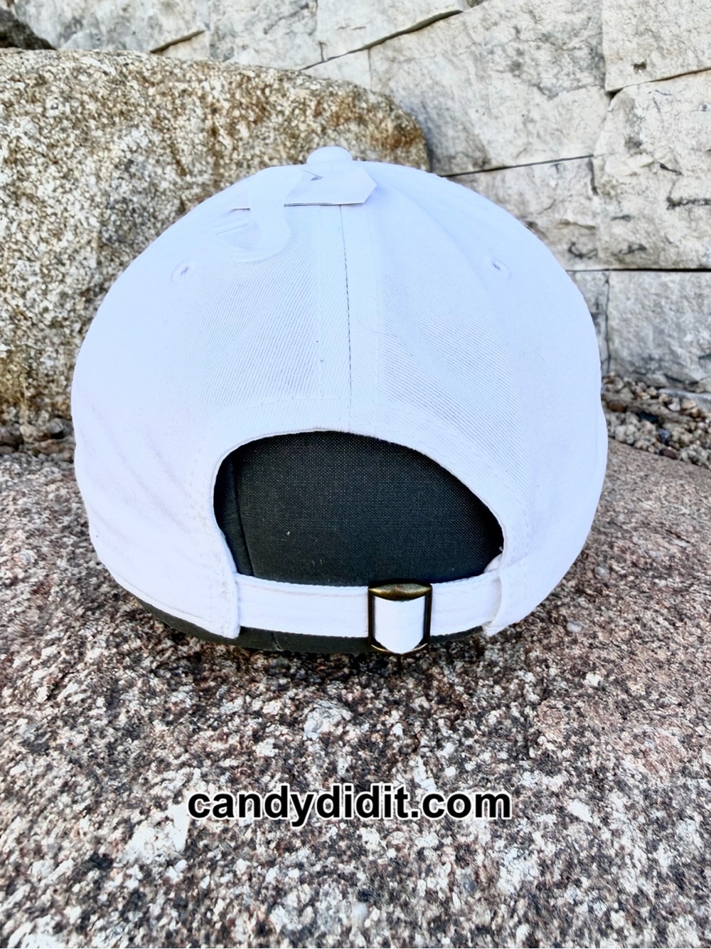 Stylish White Handmade Crystal-Embellished Baseball Cap with Interlocking Logo - Picture 11 of 11